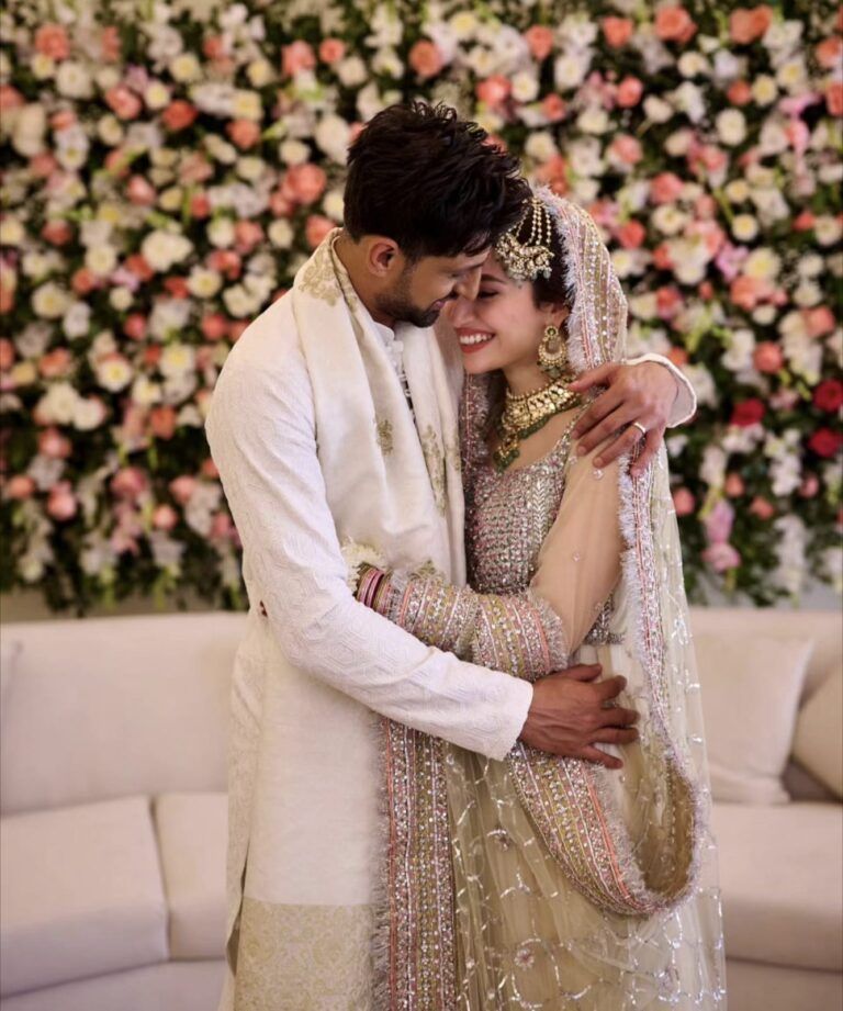 Shoaib Malik Second Marriage with Sana Javed 2ND wife & Husband pics